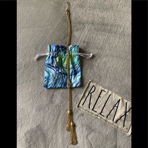 EUC Lilly Pulitzer necklace